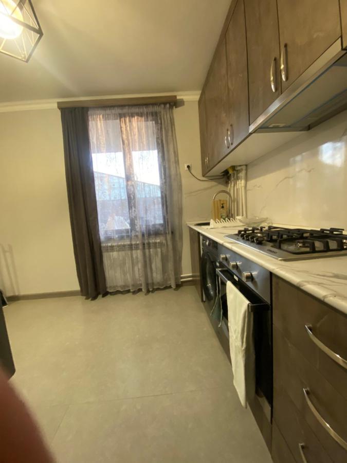 3 Cosy Apartment Near Airport Evn Yerevan Exterior photo